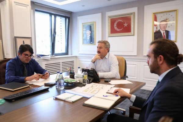 Başkan Palancıoğlu vizyon projelerini hayata geçirmek için kolları sıvadı
